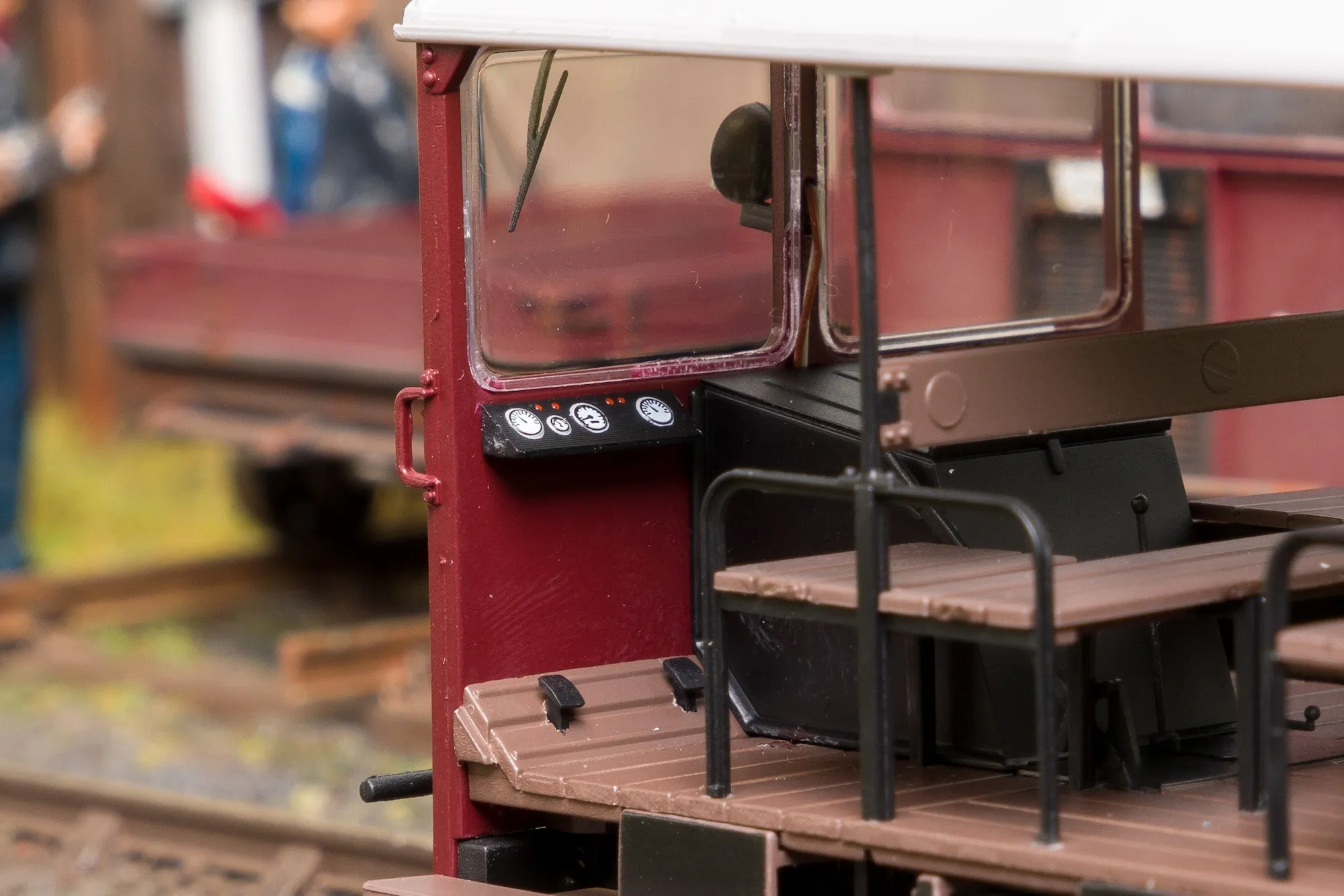 Ellis Clark Trains E1016S Finescale O Gauge Wickham Trolley & Trailer, BR Maroon 'B14W', DCC Sound